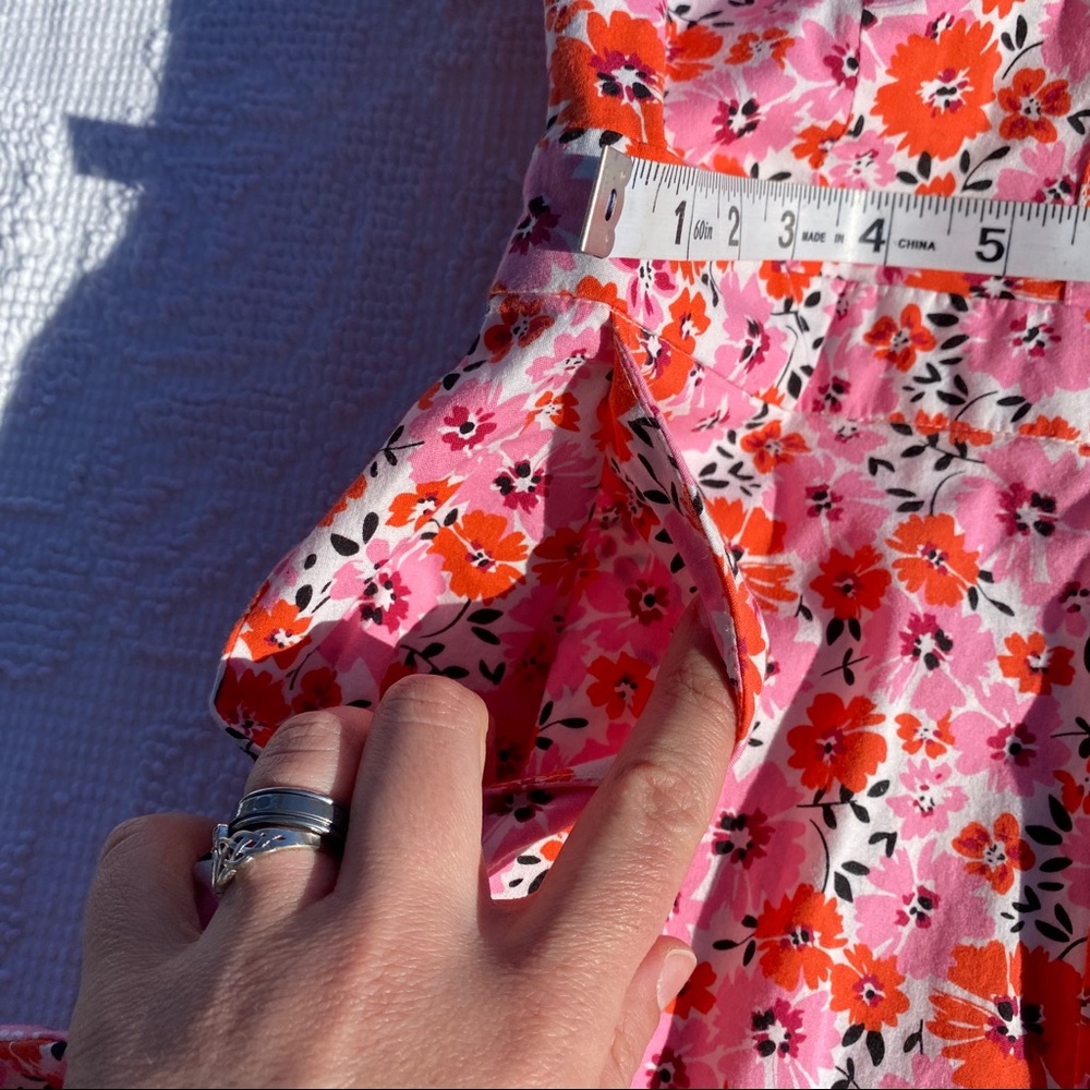 Yumi Kim 'Walk This Way' Retro Style Wide Leg Floral Jumpsuit - Picture 6 of 16